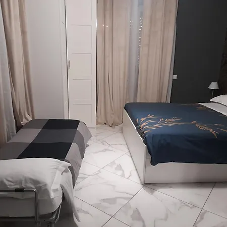 Lh Guest house